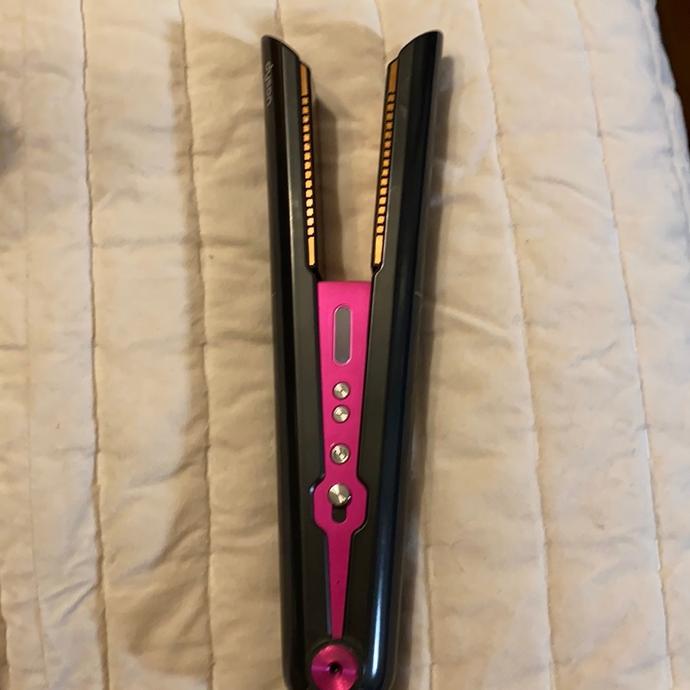 Dyson Corrale straightener